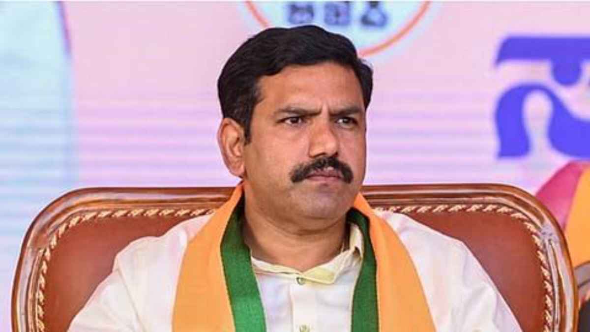 बेंगलुरु बन रहा ‘अर्बन नक्सल’ का बड़ा केंद्र! उमर खालिद के कार्यक्रम पर भड़की भाजपा, पुलिस पर गंभीर आरोप BJP State President B.Y. Vijayendra