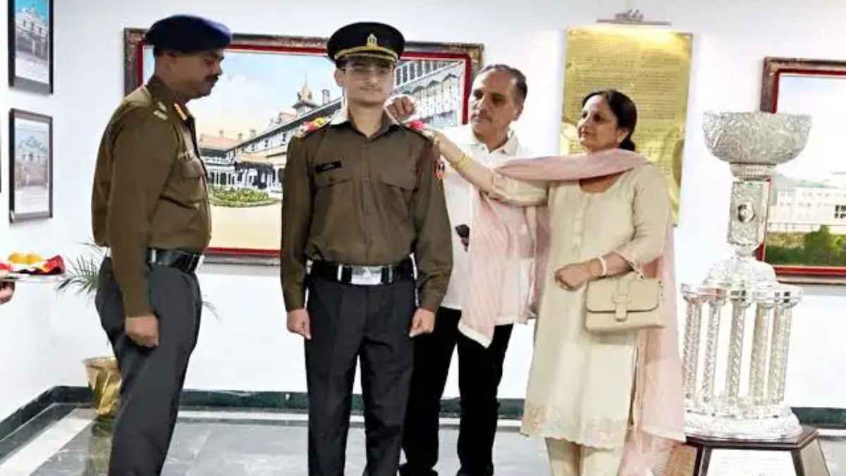 बिलासपुर के दो सगे भाइयों ने रचा इतिहास: एक बना सेना में कैप्टन, दूसरा एम्स दिल्ली में डॉक्टर! Dr. Varun Sharma and Dr. Tarun Sharma
