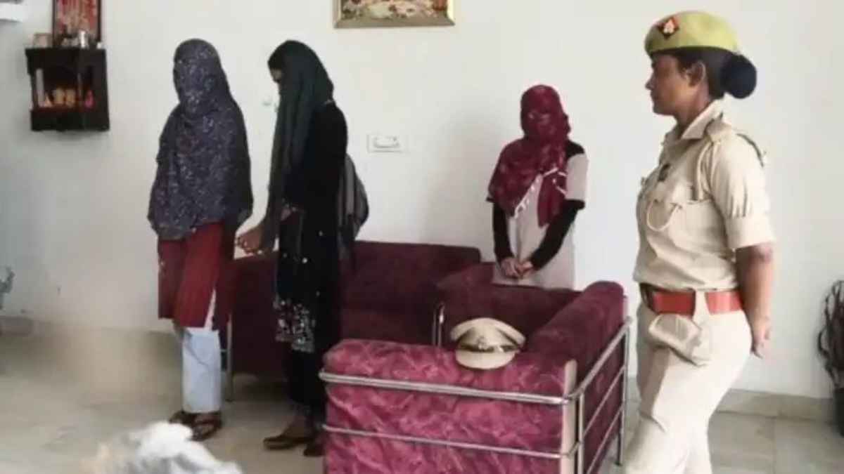 होटल के बंद कमरों में क्या चल रहा था? पुलिस की अचानक छापेमारी से मचा हड़कंप, संदिग्ध हालत में पकड़े गए कई जोड़े! PoliceRaid