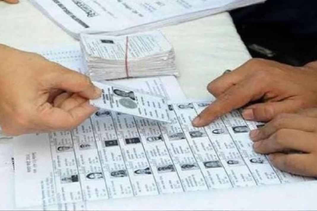 UP: दादरी विधानसभा में 18 हजार नए मतदाता जुड़े, नोएडा को पछाड़ बनी जनपद की सबसे बड़ी सीट Voter list Dadri assembly