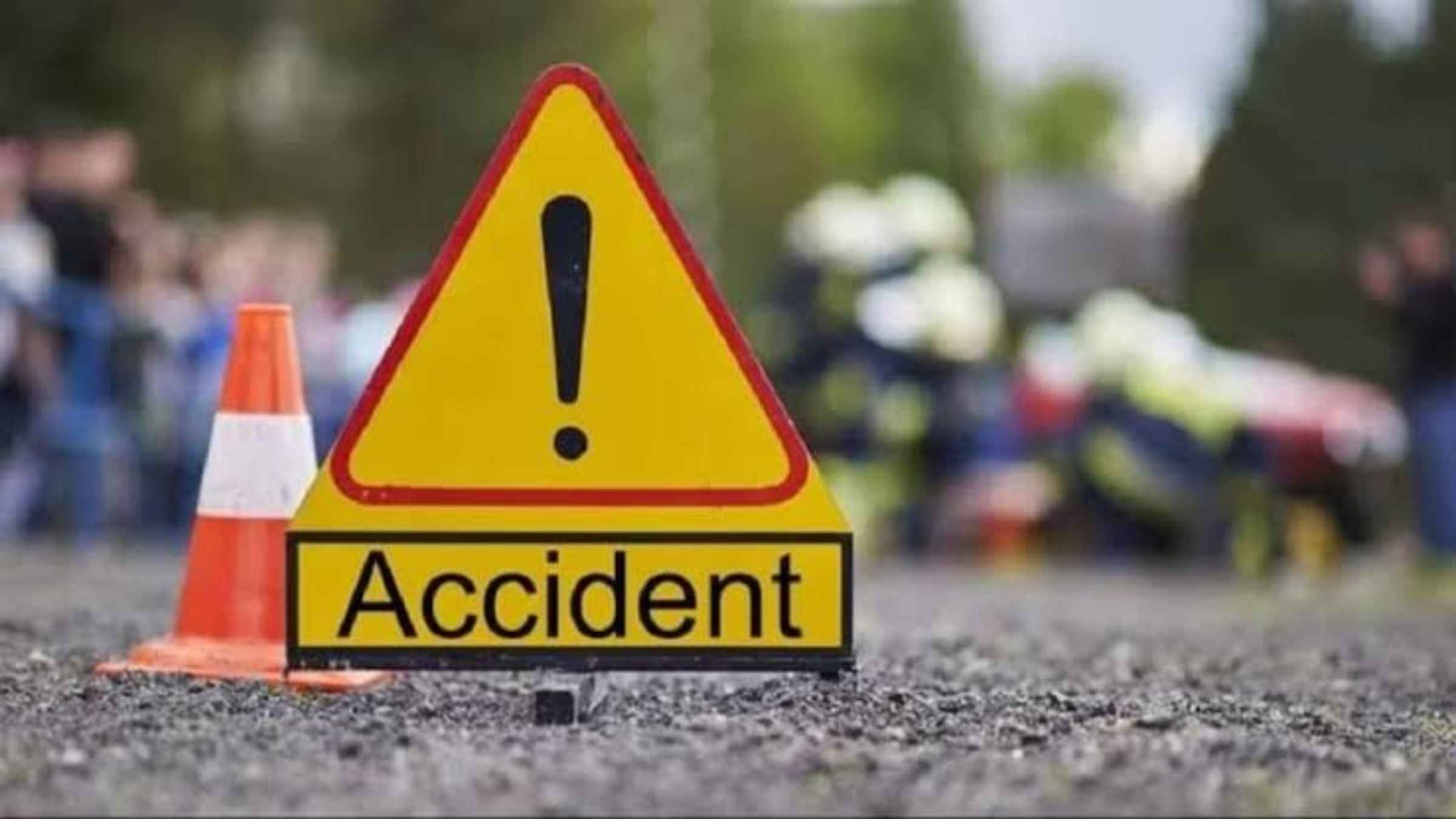 delhi road accident delivery boy death
