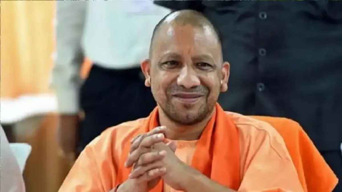 योगी का ‘सरप्राइज टेस्ट’: पहली बार नगर निगम के दफ्तर पहुंचेंगे मुख्यमंत्री, अफसरों में मची खलबली, सफाई और सीवर पर रहेगी पैनी नजर yogi inspection