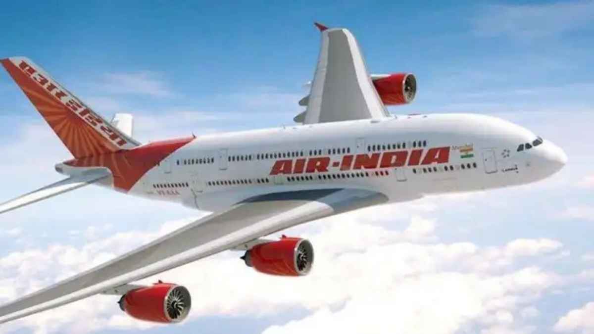 Air India Crisis: मिडिल-ईस्ट संकट का असर, एयर इंडिया ने 100 उड़ानें कीं रद्द; 1000 कर्मचारियों पर गिरी गाज AirIndia