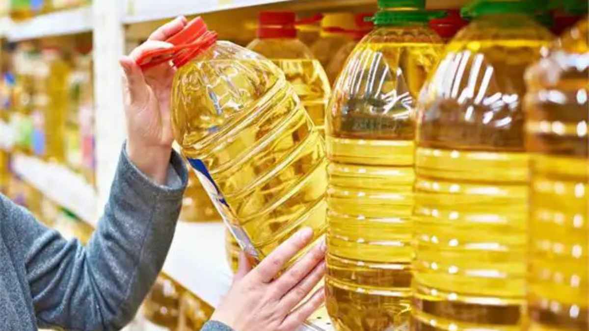 Edible Oil Import: खाद्य तेलों के आयात में 13% का उछाल, पाम तेल की मांग ने बढ़ाया 87,000 करोड़ का बिल EdibleOilImport
