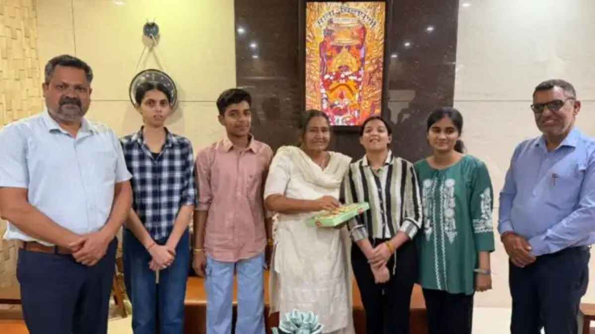 हिमाचल बोर्ड 12वीं रिजल्ट: ऊना के निजी स्कूल का जलवा, दो छात्राओं ने किया प्रदेश टॉप EducationExcellence 1