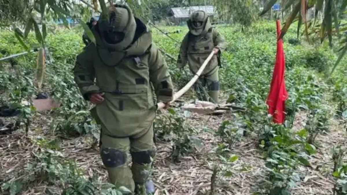Assam News: तिनसुकिया में मिला द्वितीय विश्व युद्ध का जिंदा बम, सेना ने ऐसे टाला बड़ा हादसा IndianArmy