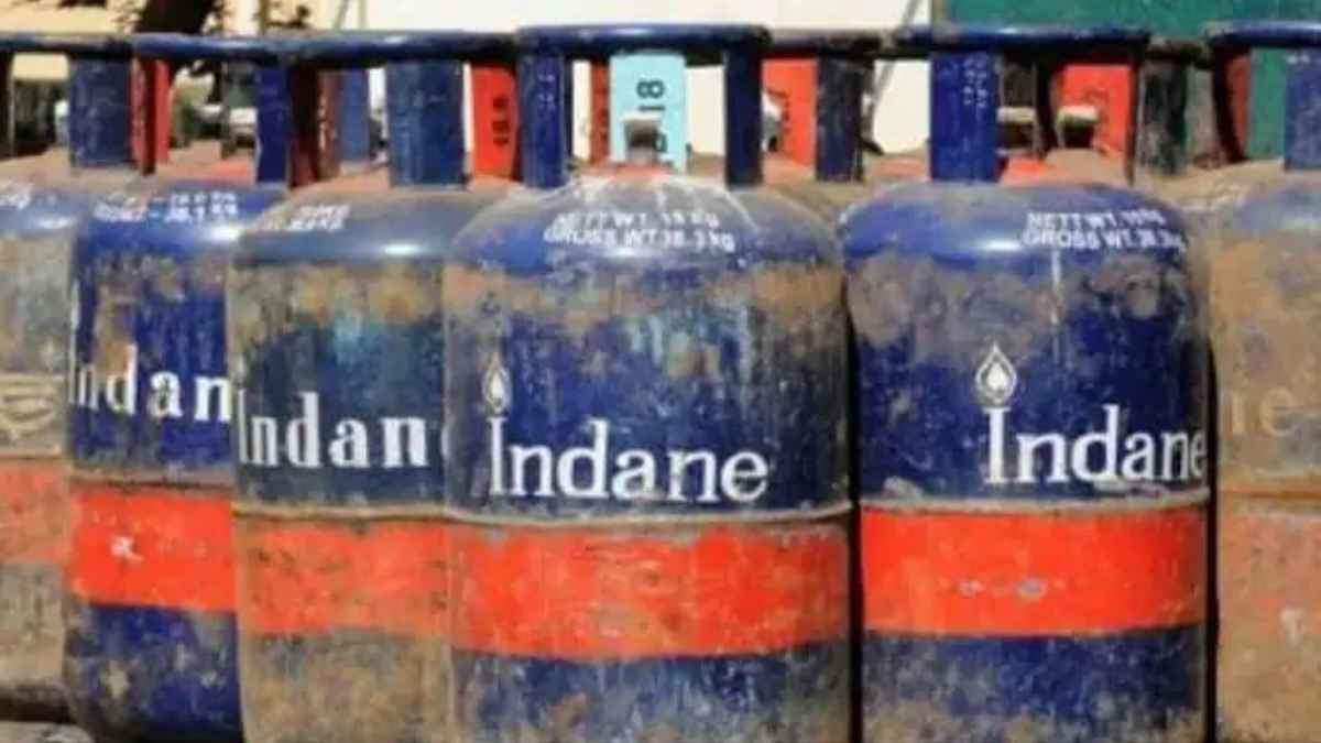 मिडिल ईस्ट के तनाव से भारत में भड़की महंगाई: कमर्शियल गैस सिलेंडर के दामों में लगी आग, आम आदमी पर क्या होगा असर? LPG Price Hike
