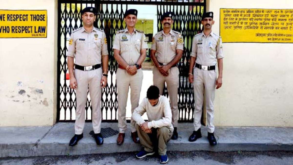 हिमाचल RLA फर्जीवाड़ा: दिल्ली क्राइम ब्रांच को चकमा देने वाला मुख्य आरोपी गिरफ्तार, खुलेंगे कई राज Mastermind Gaurav Bhardwaj arrested