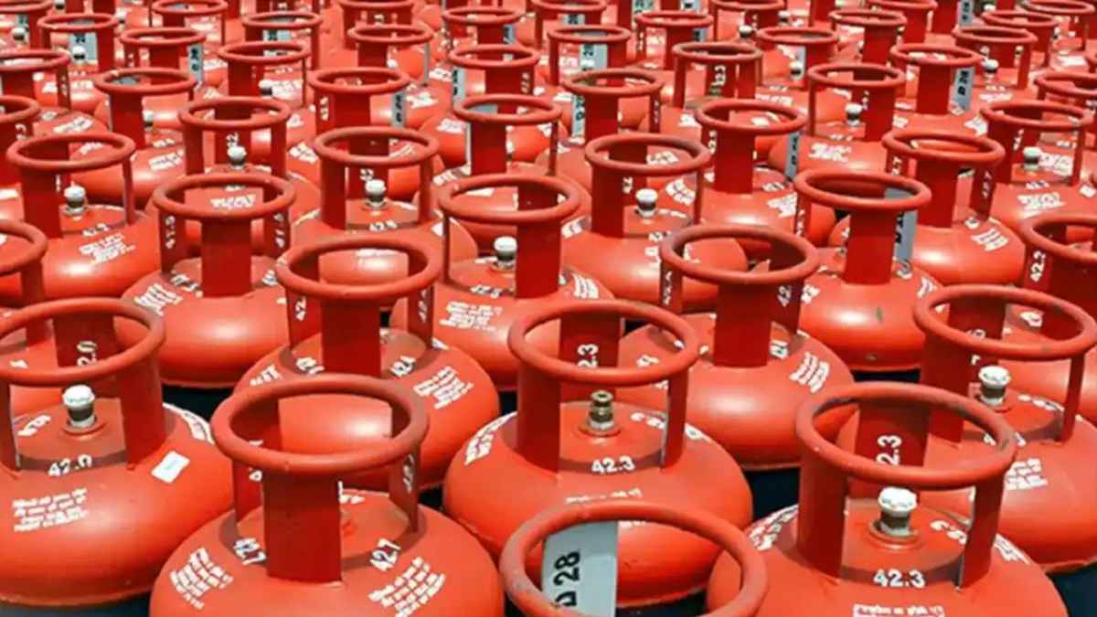 LPG New Rules: एक घर एक गैस कनेक्शन, केंद्र सरकार ने नियमों में किया बड़ा बदलाव, ई-केवाईसी अनिवार्य New Gas Rules