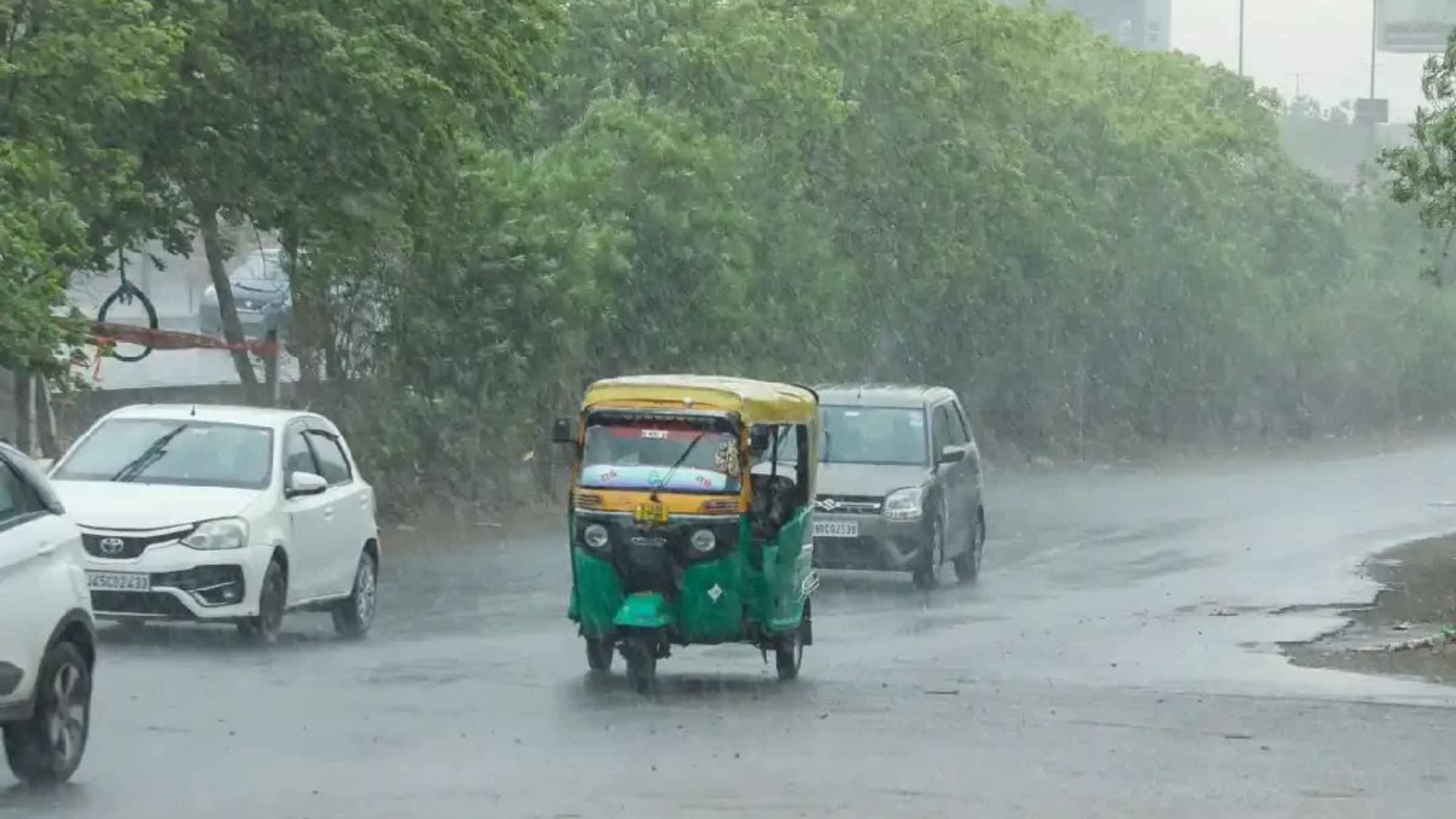 delhi weather update weather forecast