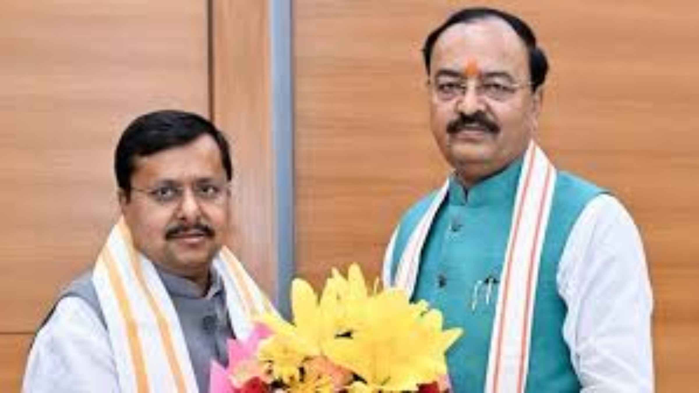 यूपी बीजेपी में बड़ा फेरबदल: दिल्ली दरबार में दिग्गजों का जमावड़ा, क्या गिरने वाली है मंत्रियों पर गाज? up bjp uttar pradesh news